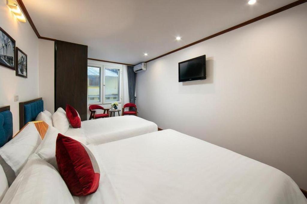 Serene Premier Hotel Hanoi Buitenkant foto